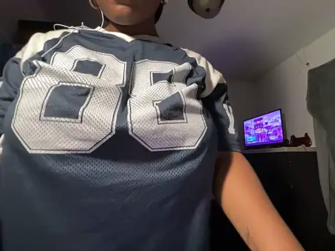 monicaval online show from November 11, 5:03 am