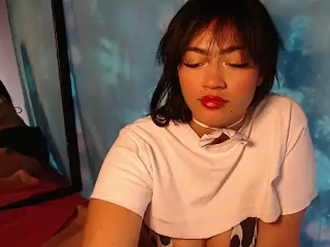 Snapshot of who_is_milyxx chatting on October 3, 12:21 pm who is milyxx online show from October 3, 12:21 pm