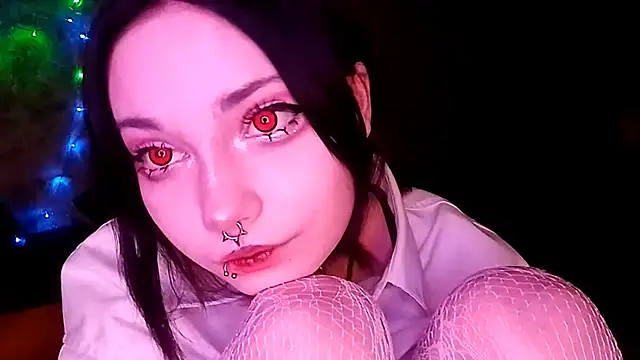 Beeping Creature online show from October 20, 6:11 pm