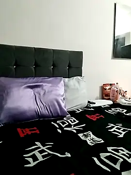 MissAsly online show from March 6, 9:04 am