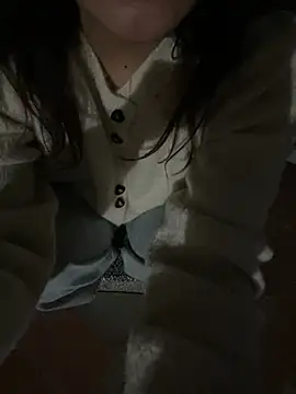 lee ly online show from March 11, 11:58 am