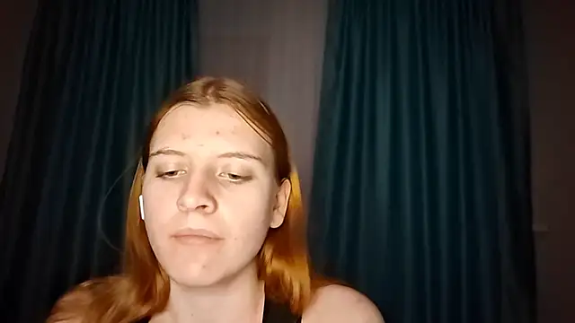 LynteriLain online show from November 2, 7:39 pm