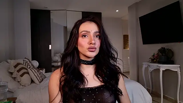 Milana De online show from February 6, 11:52 pm