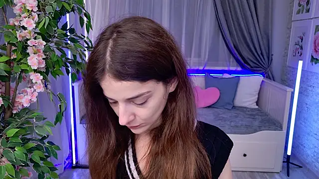 NikkaBush online show from October 14, 5:32 am