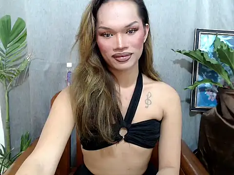 amandareddragon online show from April 3, 5:33 pm