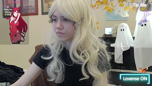 MissKotomiss online show from October 18, 1:36 pm