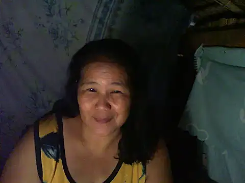 Snapshot of milagrose_rose chatting on October 10, 9:14 am milagrose rose online show from October 10, 9:14 am