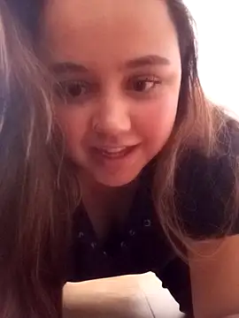 AnikaMendes online show from October 3, 5:51 pm