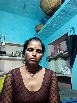 Snapshot of Mohni_cute chatting on October 10, 1:43 am Mohni cute online show from October 10, 1:43 am