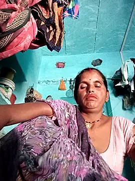 Snapshot of Mohni_cute chatting on October 14, 7:11 am Mohni cute online show from October 14, 7:11 am