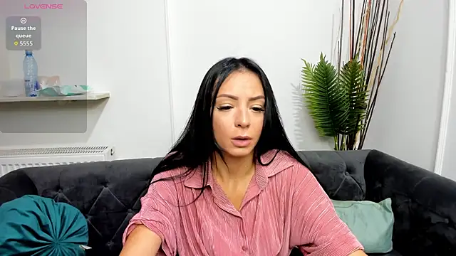 Snapshot of Kally_K chatting on October 16, 11:02 am Kally K online show from October 16, 11:02 am