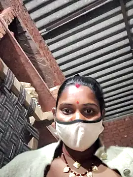 Katrina kaif143 online show from December 18, 3:28 pm