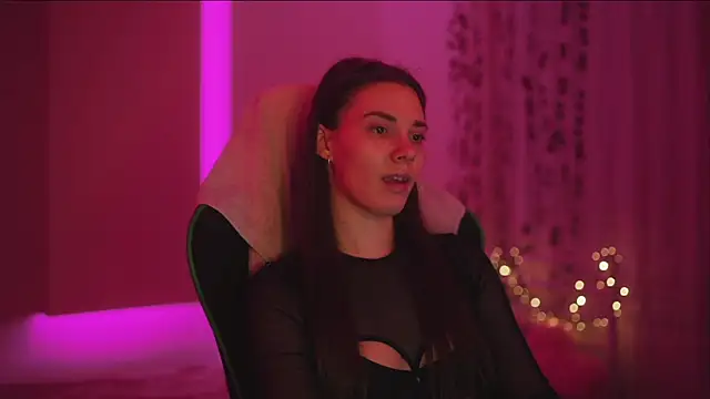 CandyStorm online show from April 3, 11:03 pm