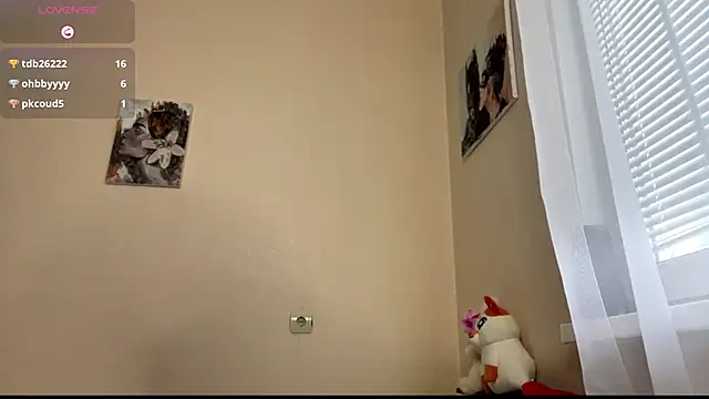 JanellHousen online show from February 20, 6:12 am