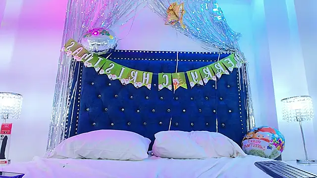 Gabriela milani online show from December 19, 8:01 pm