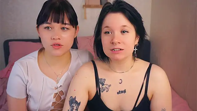 EviaVanveen online show from December 17, 8:18 am