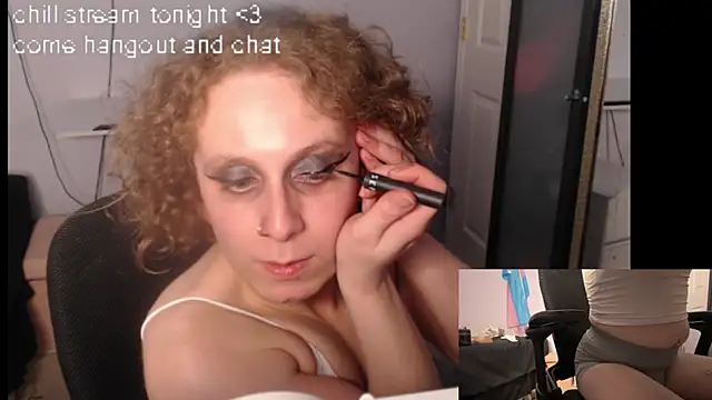 Snapshot of cinderellie chatting on October 16, 2:36 am cinderellie online show from October 16, 2:36 am