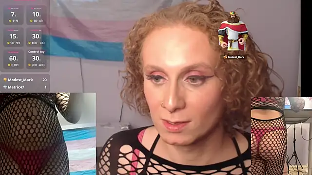 Snapshot of cinderellie chatting on October 19, 4:14 am cinderellie online show from October 19, 4:14 am