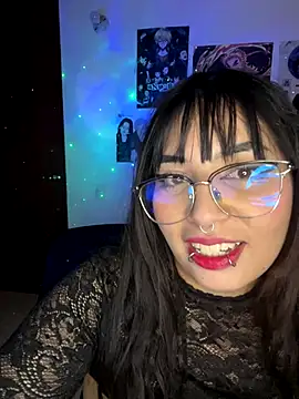 Snapshot of Hinatamoon_ chatting on October 3, 3:55 am Hinatamoon online show from October 3, 3:55 am