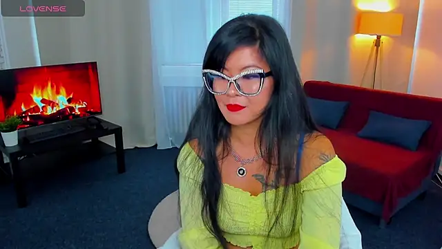 Snapshot of BeckySunday chatting on October 1, 12:43 pm BeckySunday online show from October 1, 12:43 pm