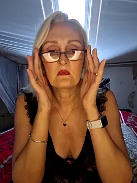Snapshot of Jenny_Blum chatting on October 10, 8:41 am Jenny Blum online show from October 10, 8:41 am