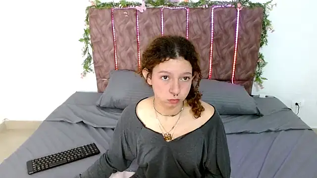 ElaRose723 online show from October 10, 2:11 pm