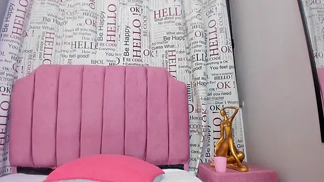 Zoe Blond online show from October 9, 12:09 pm