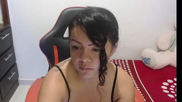 emily sexxx online show from June 16, 6:03 am