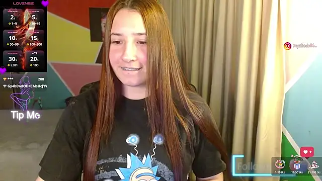 Snapshot of Mysticdoll69_ chatting on October 18, 7:26 pm Mysticdoll69 online show from October 18, 7:26 pm