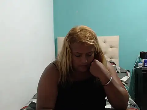 Kiarayalex online show from October 2, 3:55 am