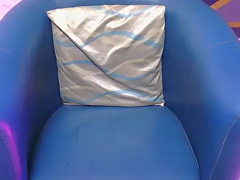 shiny-krisha online show from November 18, 4:57 am