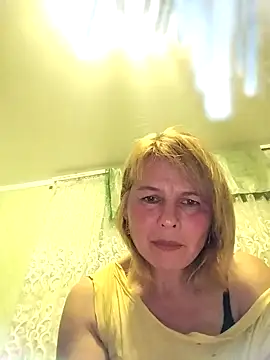 Snapshot of Masha412111 chatting on October 16, 9:39 pm Masha412111 online show from October 16, 9:39 pm