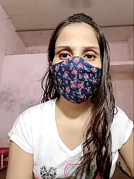 Snapshot of DIVINEDIVAA chatting on October 8, 5:39 pm DIVINEDIVAA online show from October 8, 5:39 pm