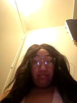 Adri-x online show from October 6, 5:24 am