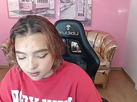 Snapshot of mia_foster_t chatting on October 16, 1:14 pm mia foster t online show from October 16, 1:14 pm