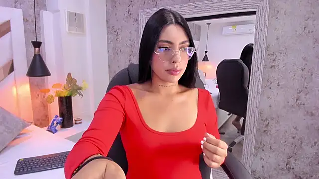 Vanessa Rain  online show from January 13, 7:40 pm