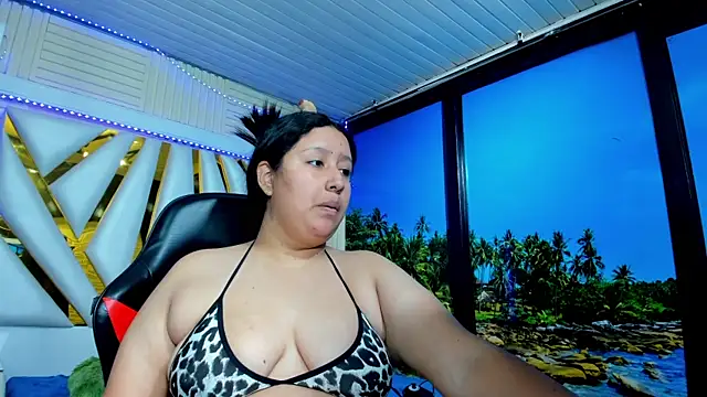 DulcineaSaenz online show from October 6, 8:57 pm