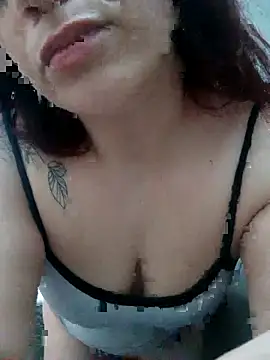 Snapshot of reynavipsex chatting on October 9, 7:51 pm reynavipsex online show from October 9, 7:51 pm