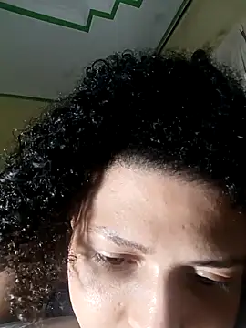 Snapshot of Larissinhamm chatting on October 5, 5:45 am Larissinhamm online show from October 5, 5:45 am