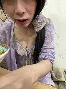 yourkeer online show from April 19, 6:57 am