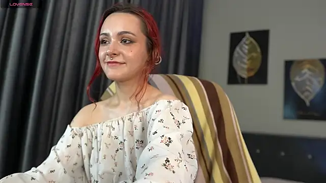 ElizabethMilller  online show from October 7, 10:47 pm