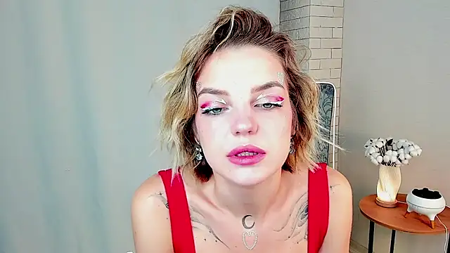 Snapshot of FeliceSpigner chatting on October 4, 4:22 pm FeliceSpigner online show from October 4, 4:22 pm