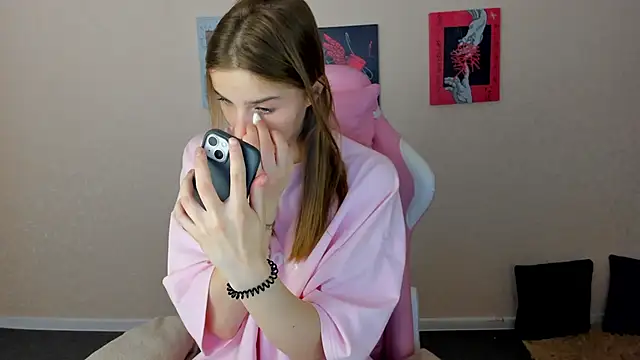 L1na Reeds online show from November 28, 1:19 am