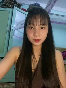 banlinh004 online show from March 1, 3:12 pm