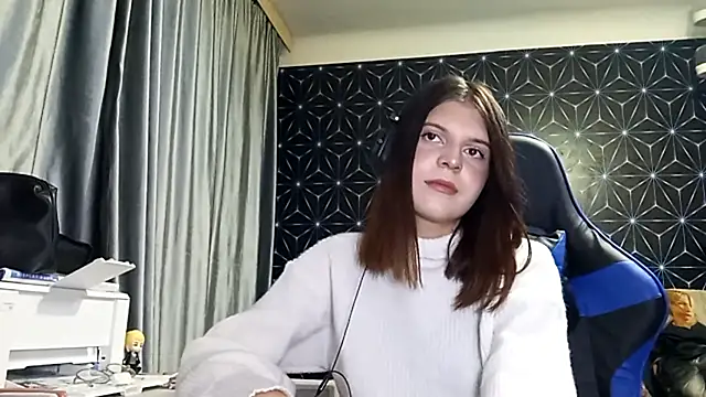 Snapshot of LissaKradfer chatting on October 10, 1:38 pm LissaKradfer online show from October 10, 1:38 pm