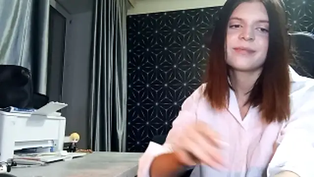 Snapshot of LissaKradfer chatting on October 11, 1:47 pm LissaKradfer online show from October 11, 1:47 pm