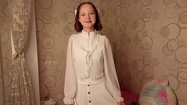 Snapshot of TrishGaugler chatting on October 14, 5:59 pm TrishGaugler online show from October 14, 5:59 pm