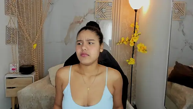 AriaVega online show from July 26, 1:41 pm