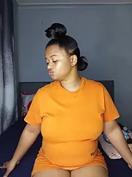 Sultrytits6 online show from July 2, 8:15 pm