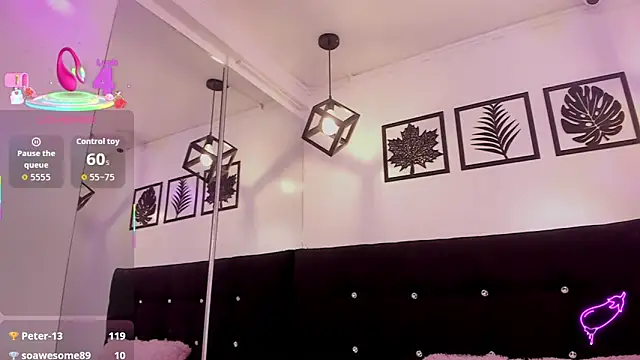 Haiily Baeker online show from October 21, 4:22 pm